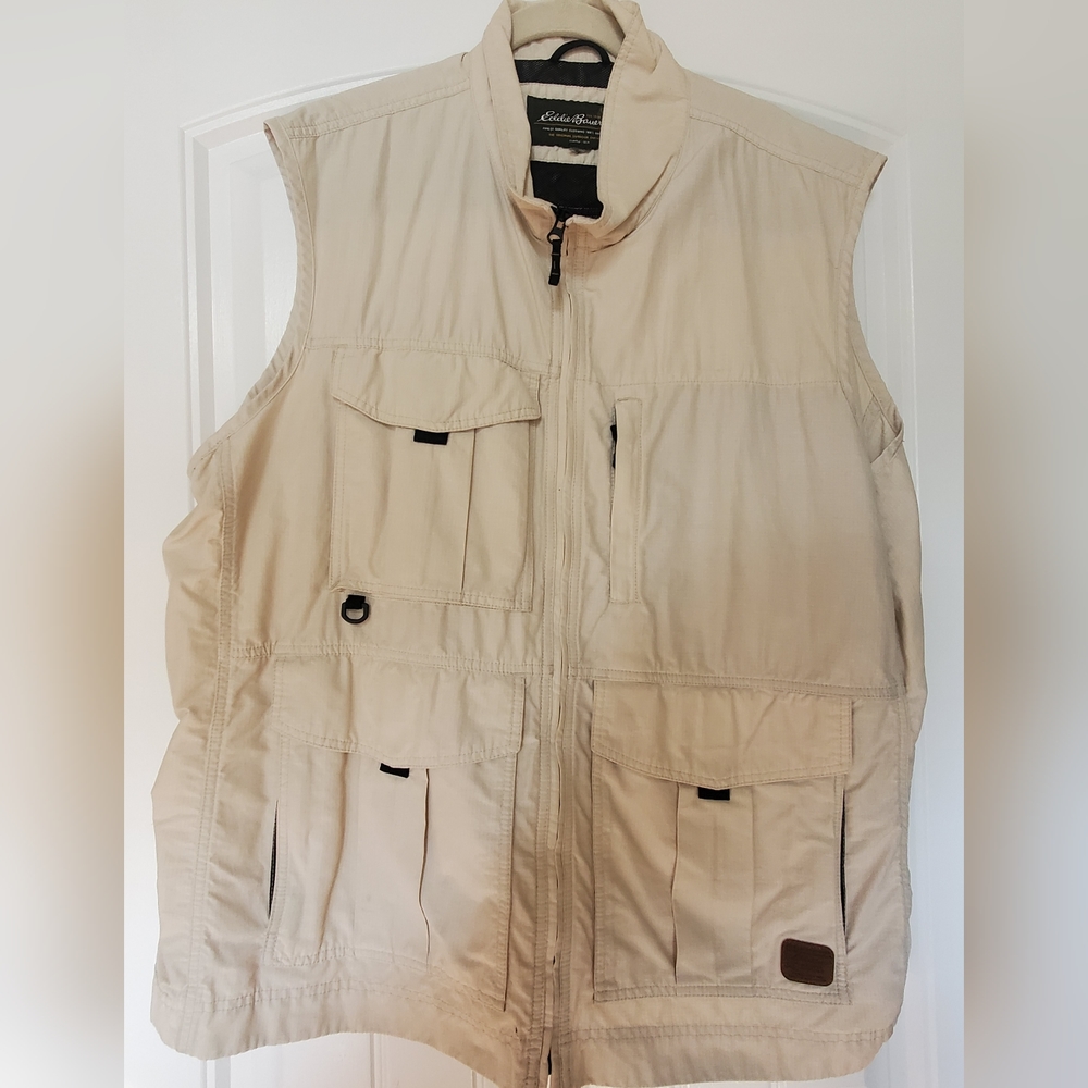 Outdoor vest